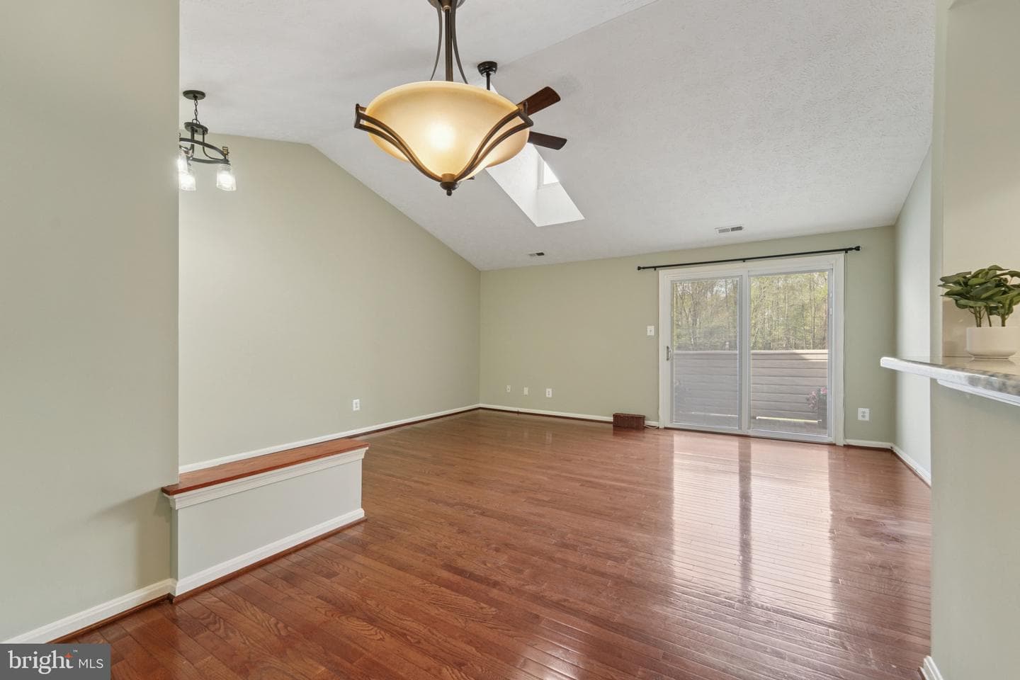 216 Long Cove Lane #j photo 5