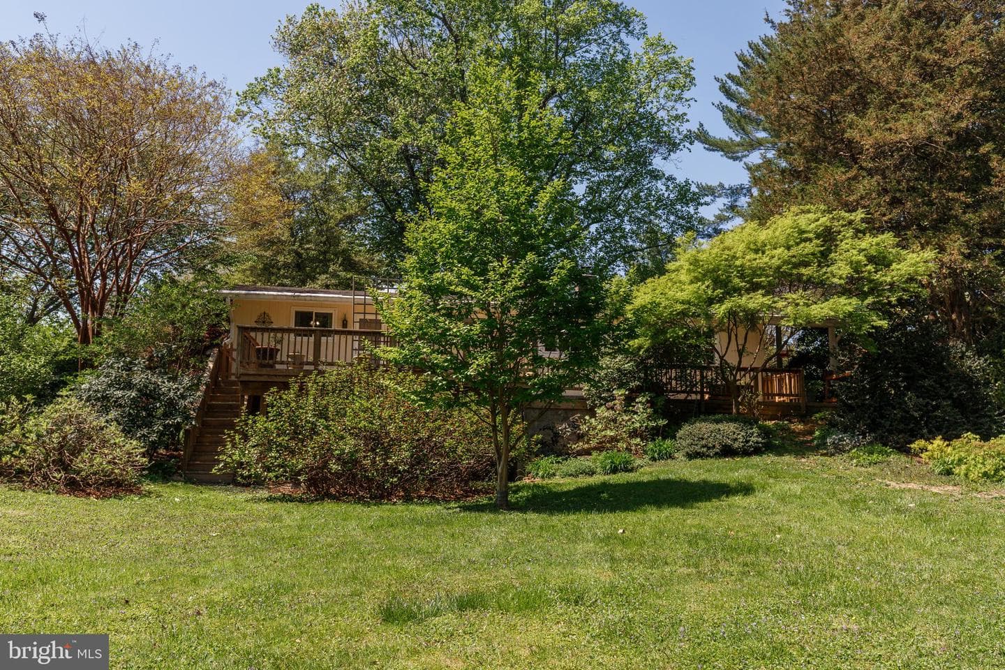 3915 Longmoor Circle photo 55