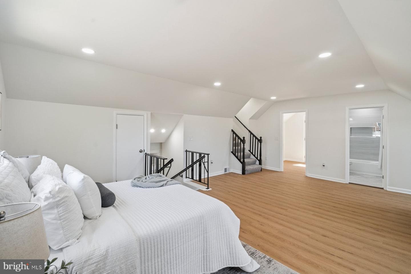 6605 Altamont Avenue photo 17
