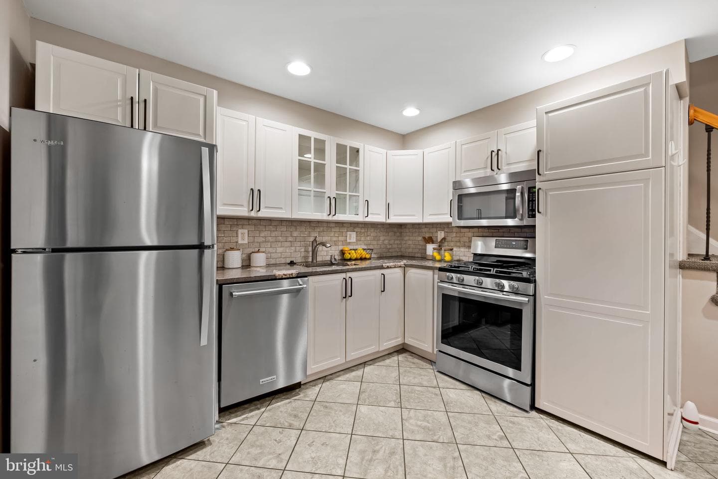 1817 Dunmere Road photo 10