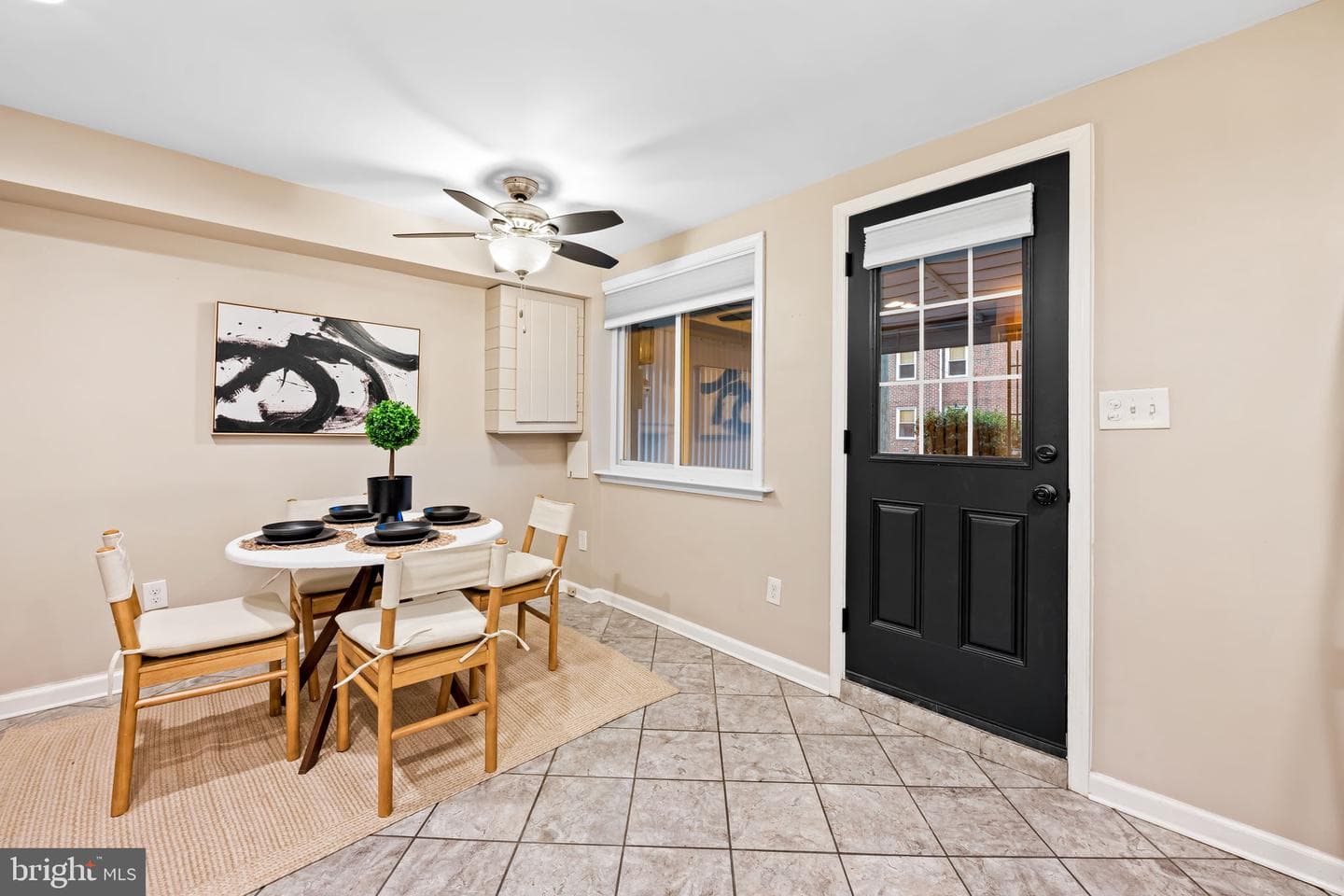 1817 Dunmere Road photo 13