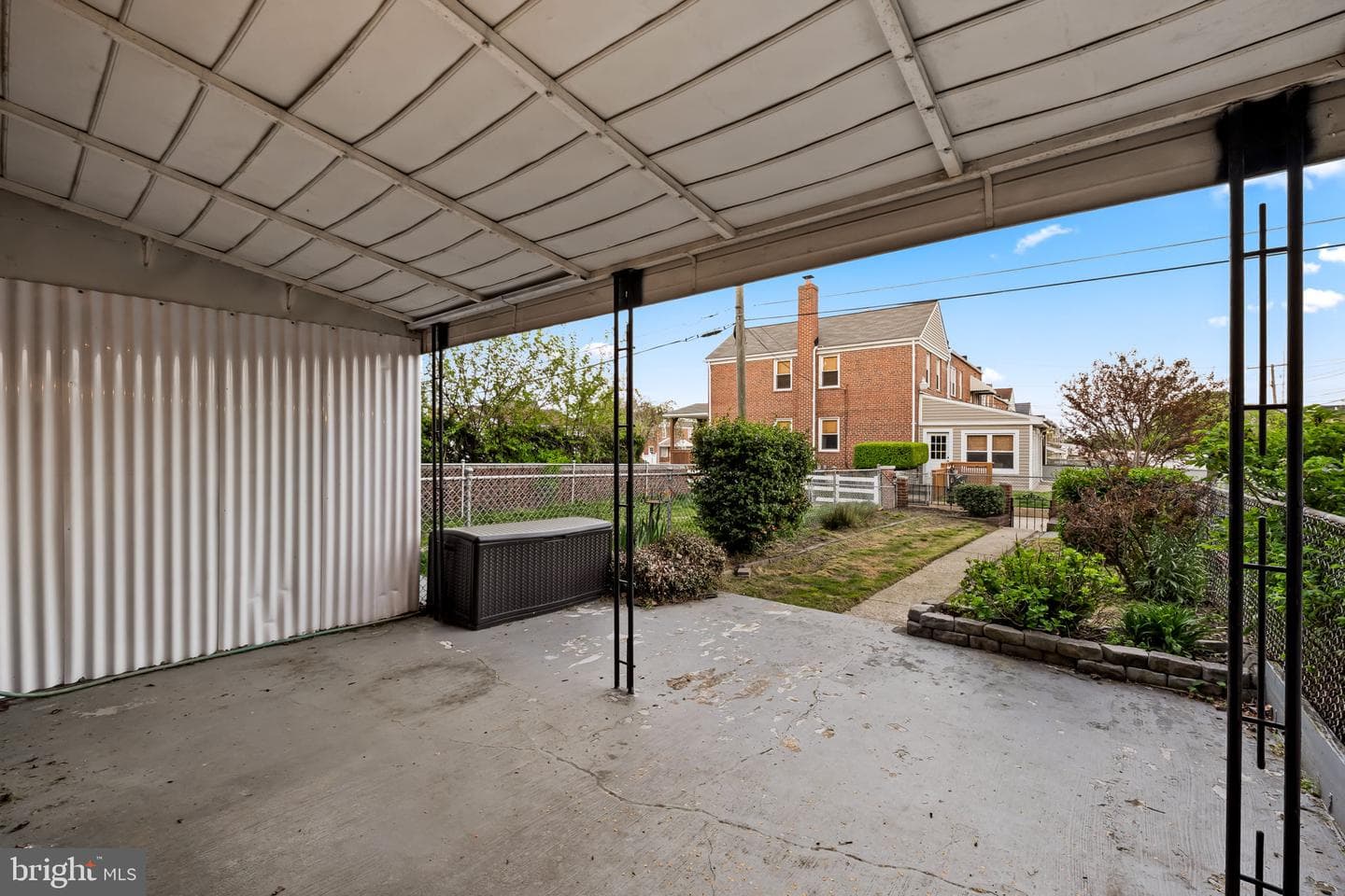1817 Dunmere Road photo 24