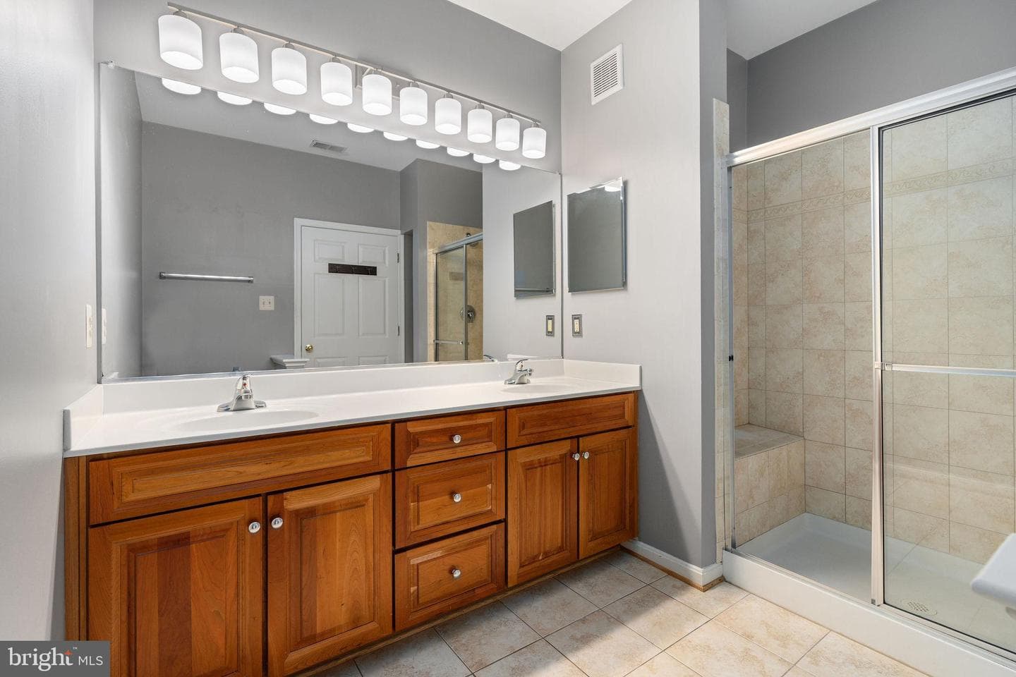 1907 Kathryns Court #1907 photo 18
