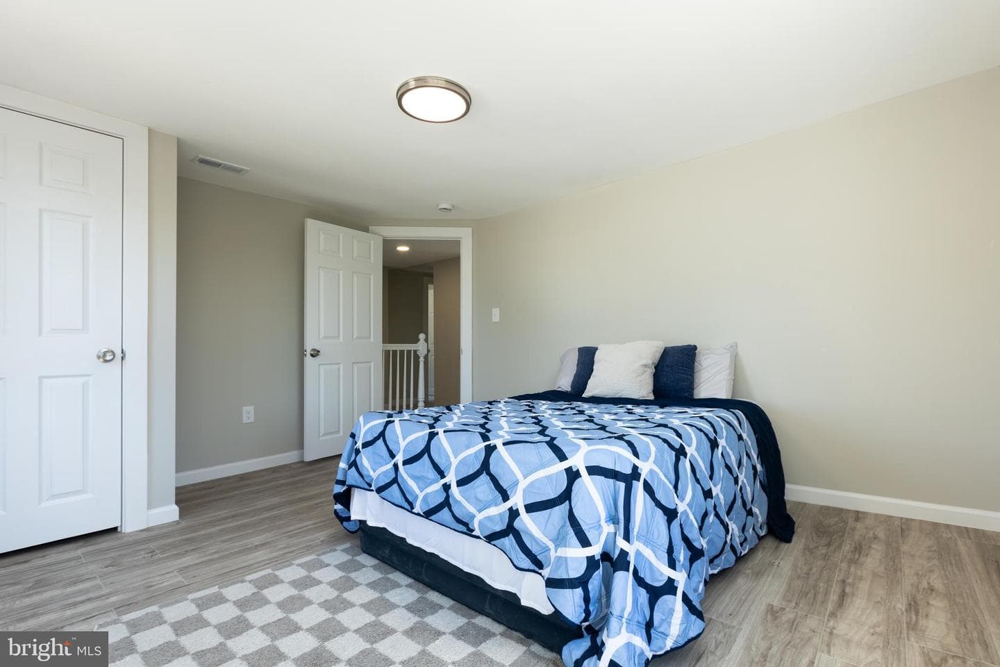2407 Hammonds Ferry Road photo 32