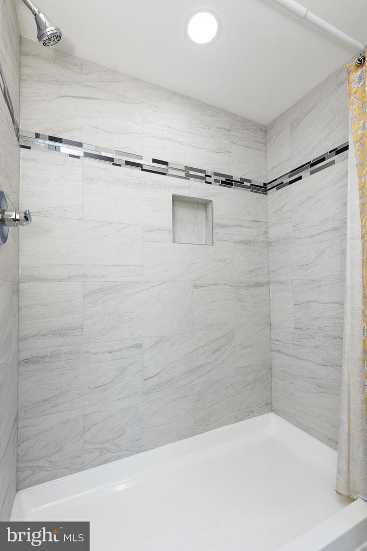 2407 Hammonds Ferry Road photo 39