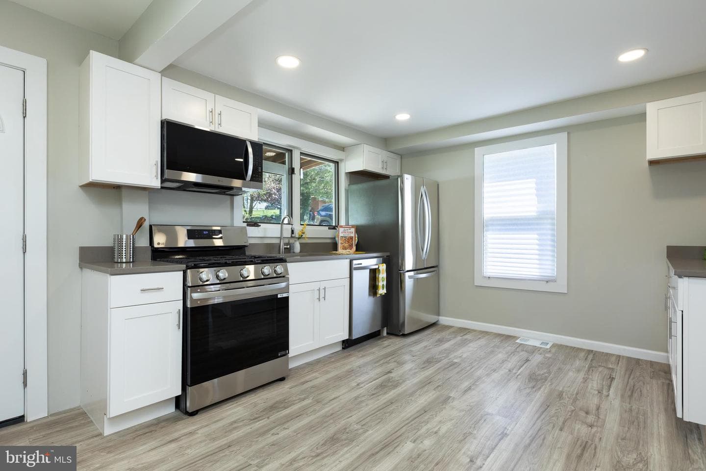 2407 Hammonds Ferry Road photo 5