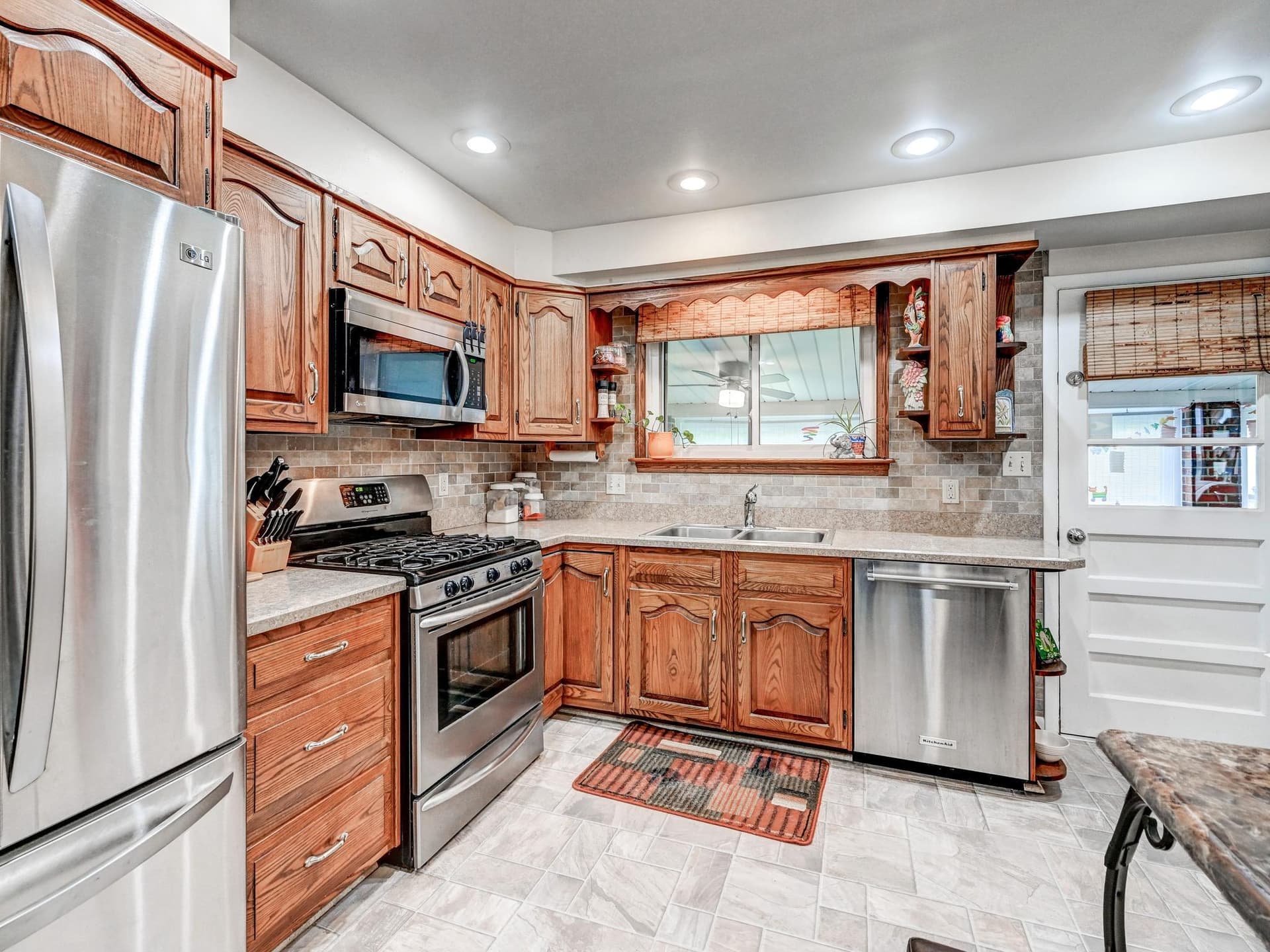 8416 Avery Road photo 16