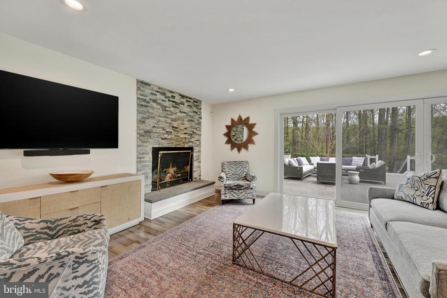 9 Crestline Court photo 3