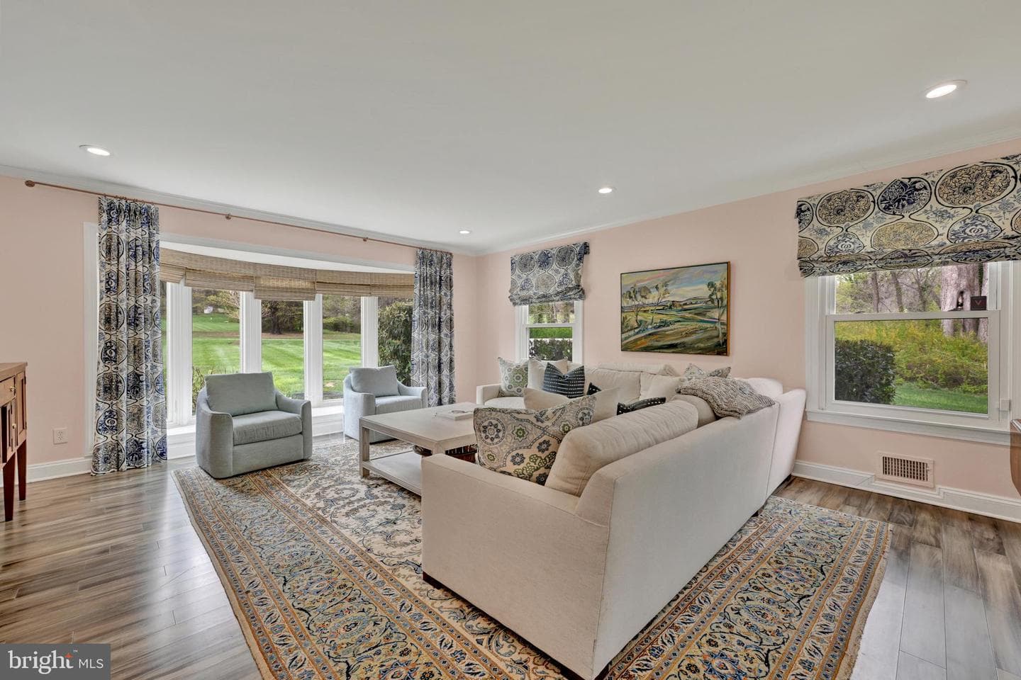 9 Crestline Court photo 4