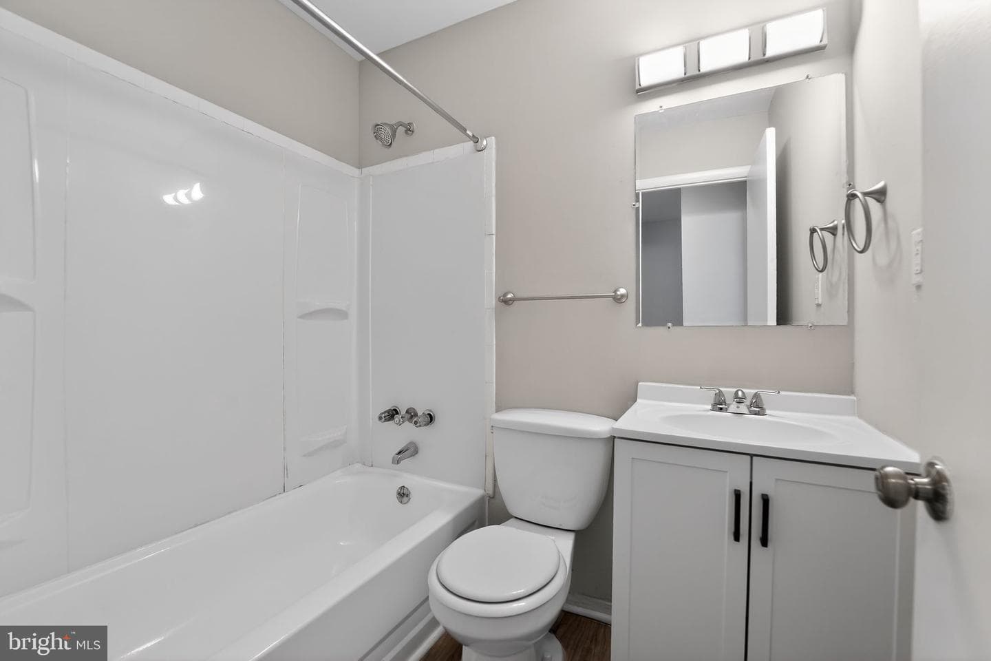 26 Maple Hollow Court photo 23