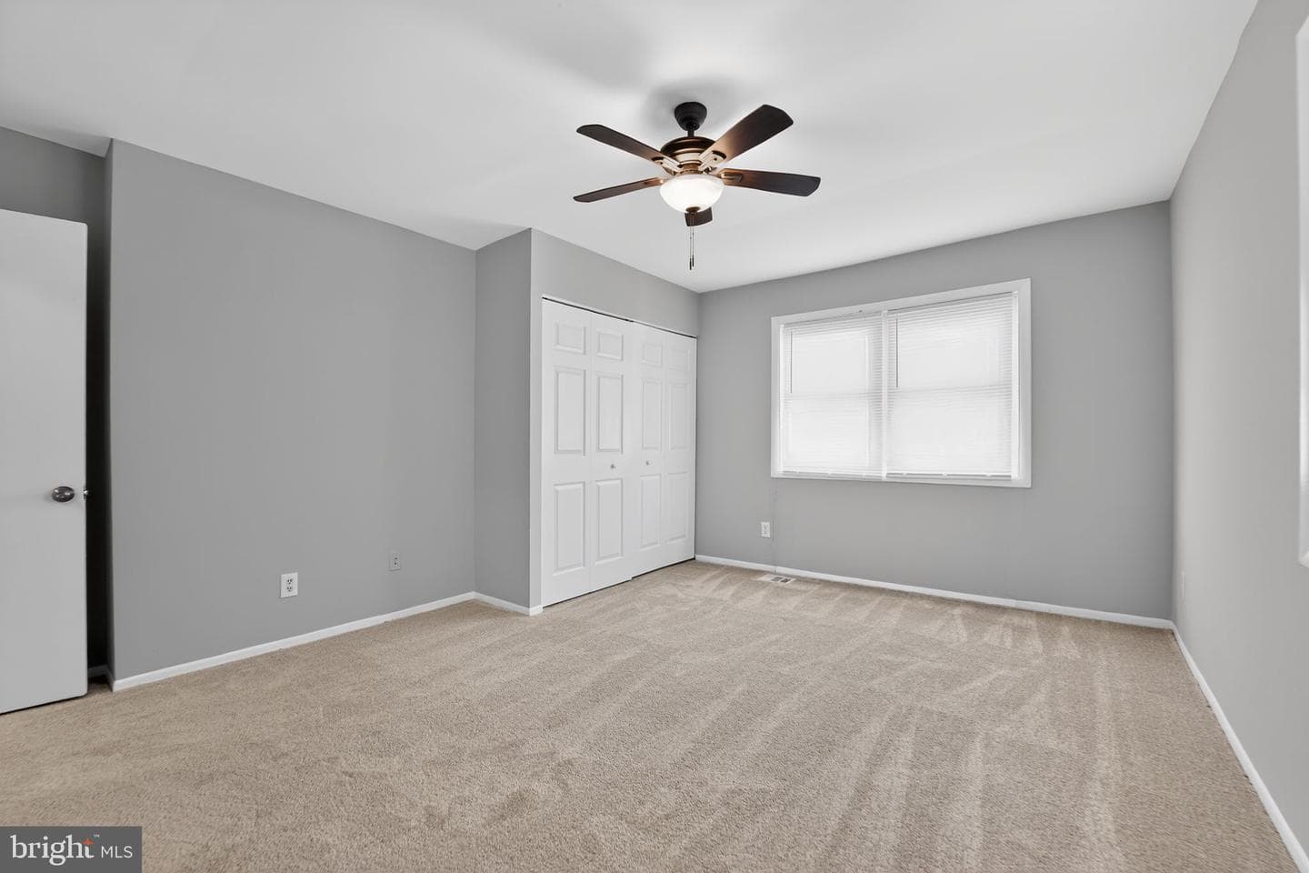 26 Maple Hollow Court photo 25