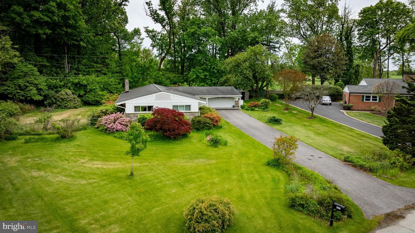 618 Lake Drive photo 42