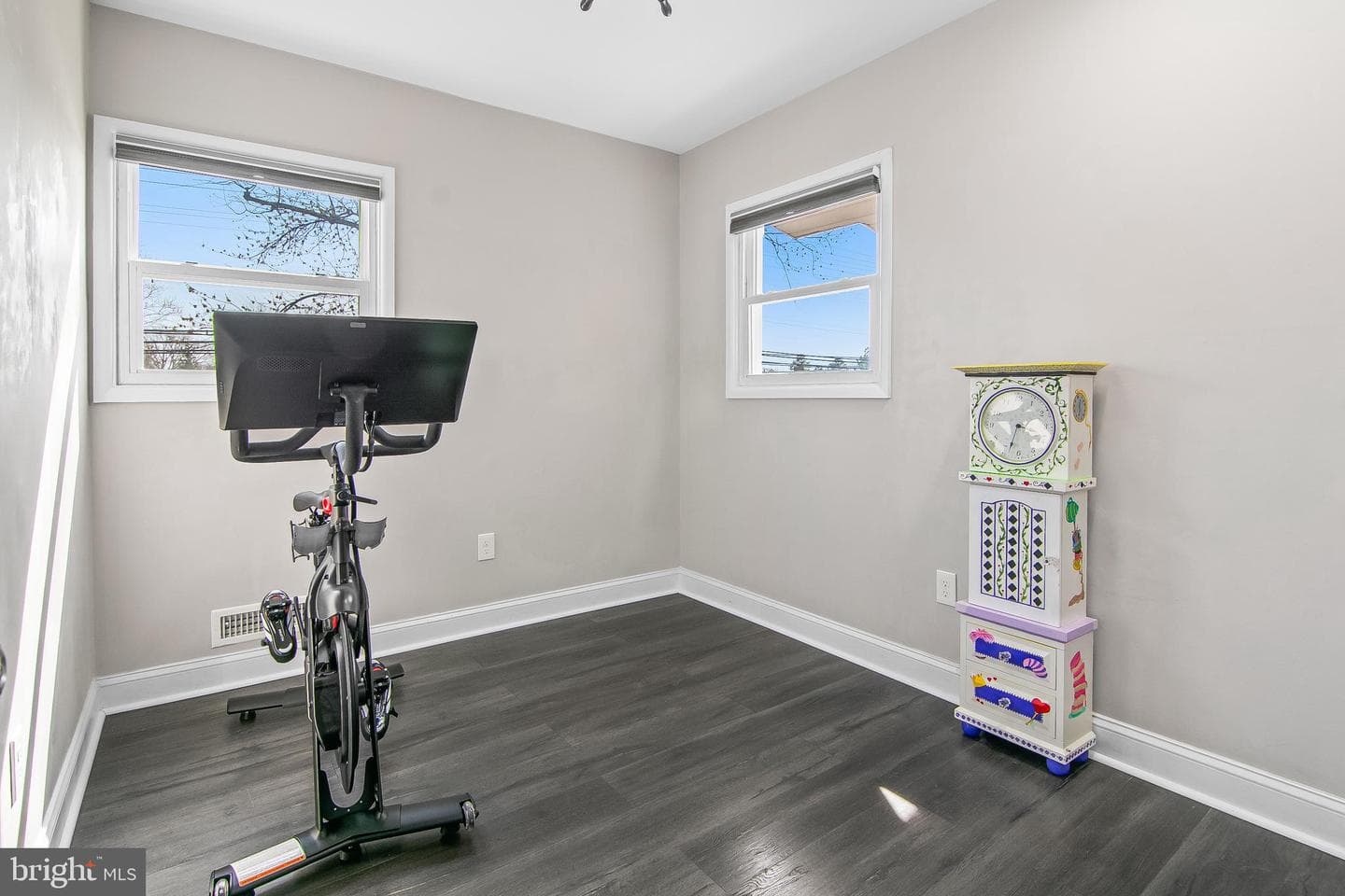 2508 Smith Avenue photo 11