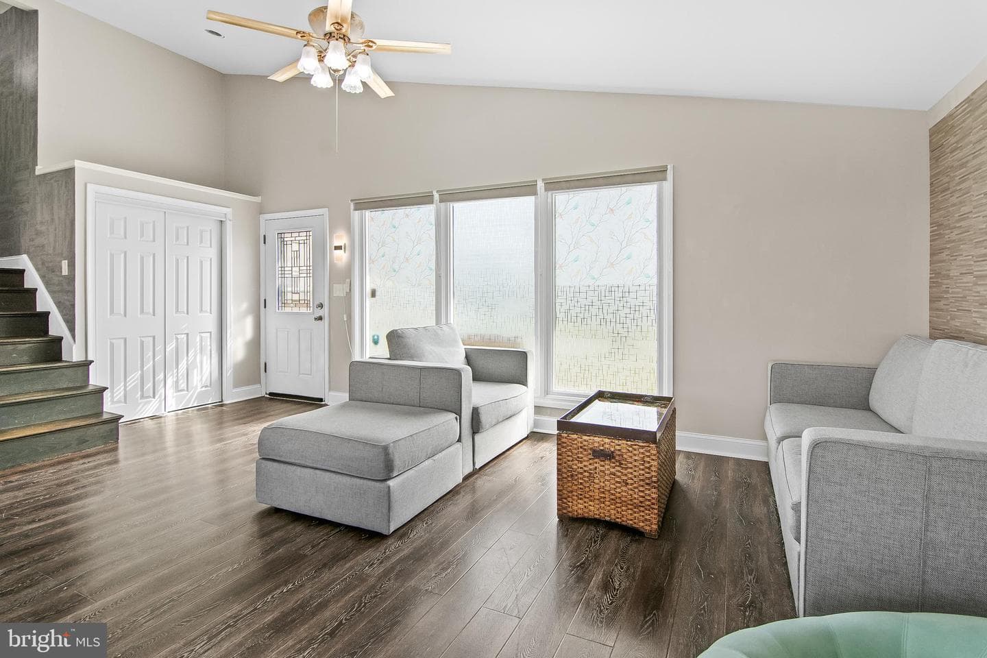 2508 Smith Avenue photo 2