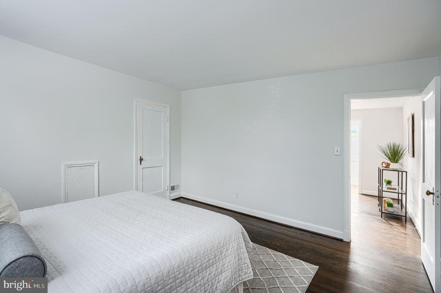 1418 N Forest Park Avenue photo 9