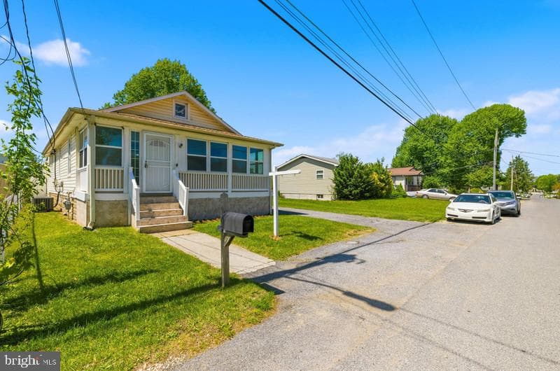 5907 Queen Anne Street photo 31