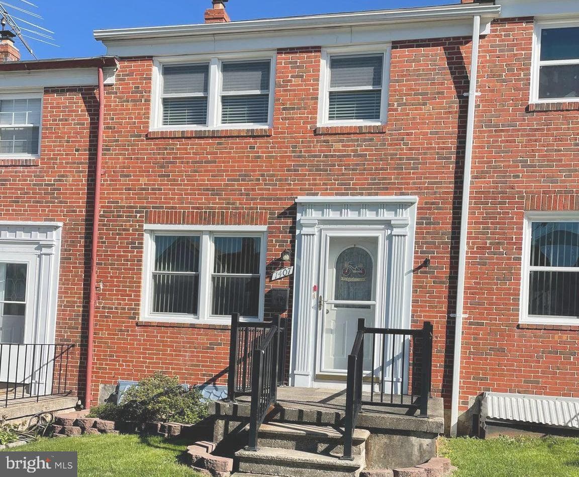 1407 Barrett Road photo 2