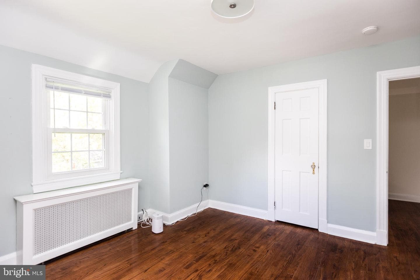 710 Regester Avenue photo 25