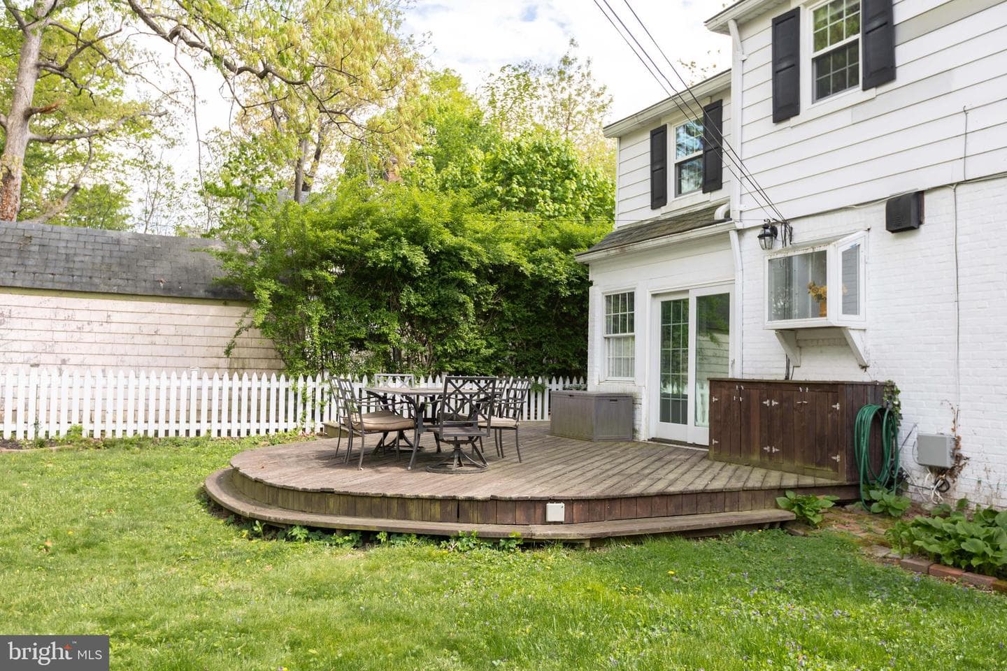 710 Regester Avenue photo 40