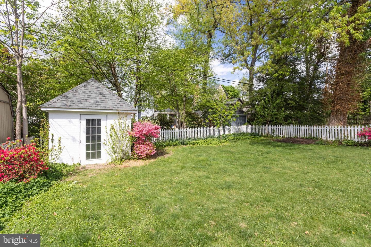 710 Regester Avenue photo 41