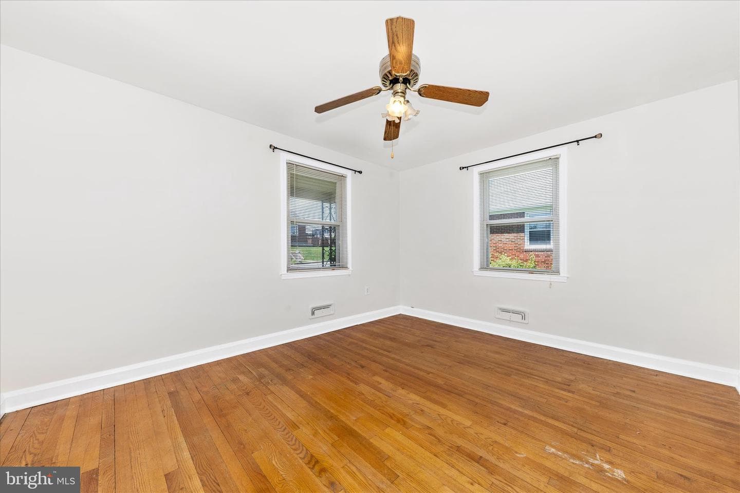 5811 Daybreak Terrace photo 20