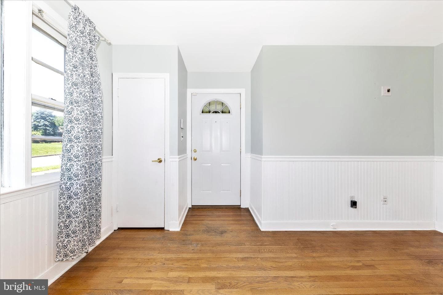 5811 Daybreak Terrace photo 3