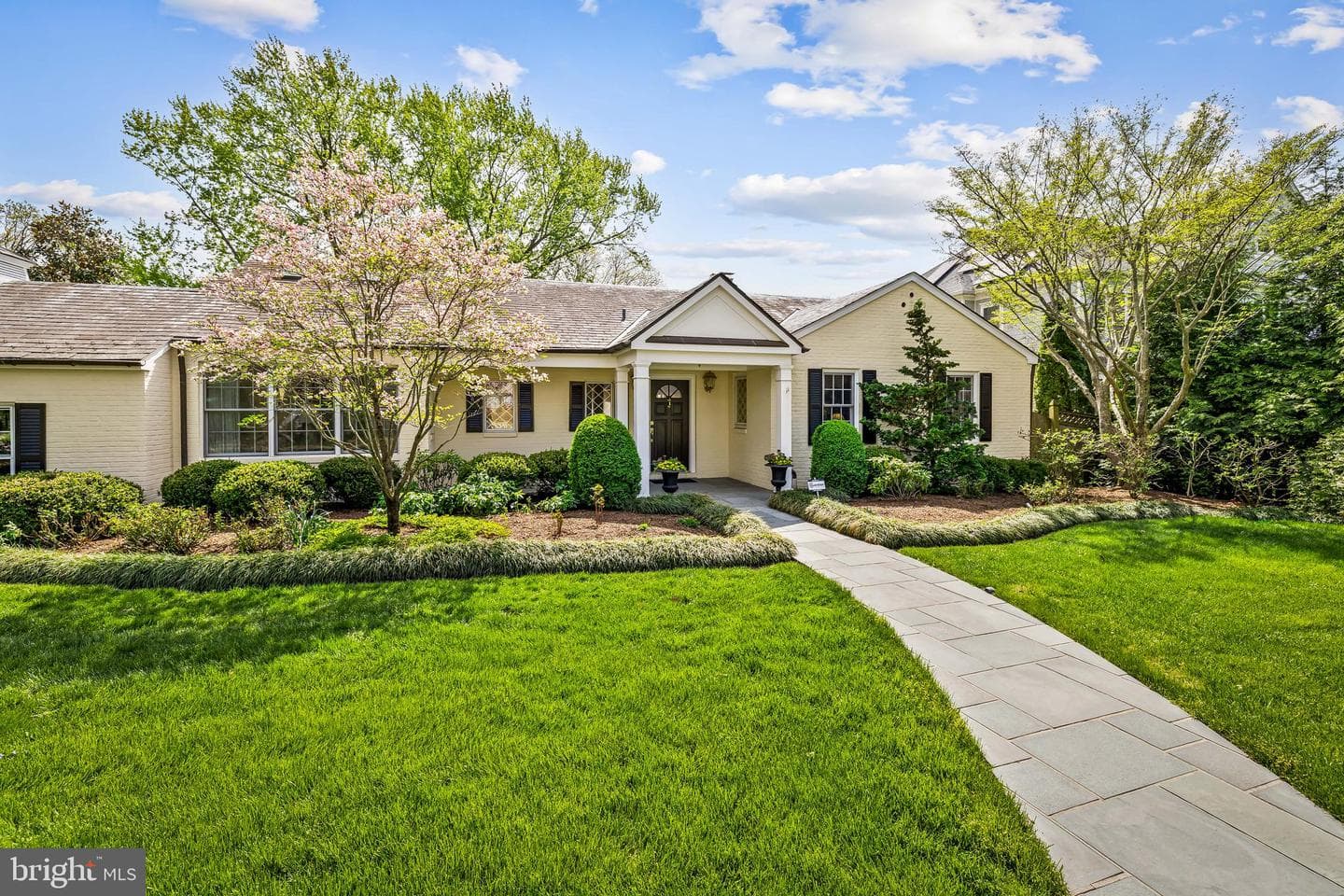 1001 W Wind Court photo 9