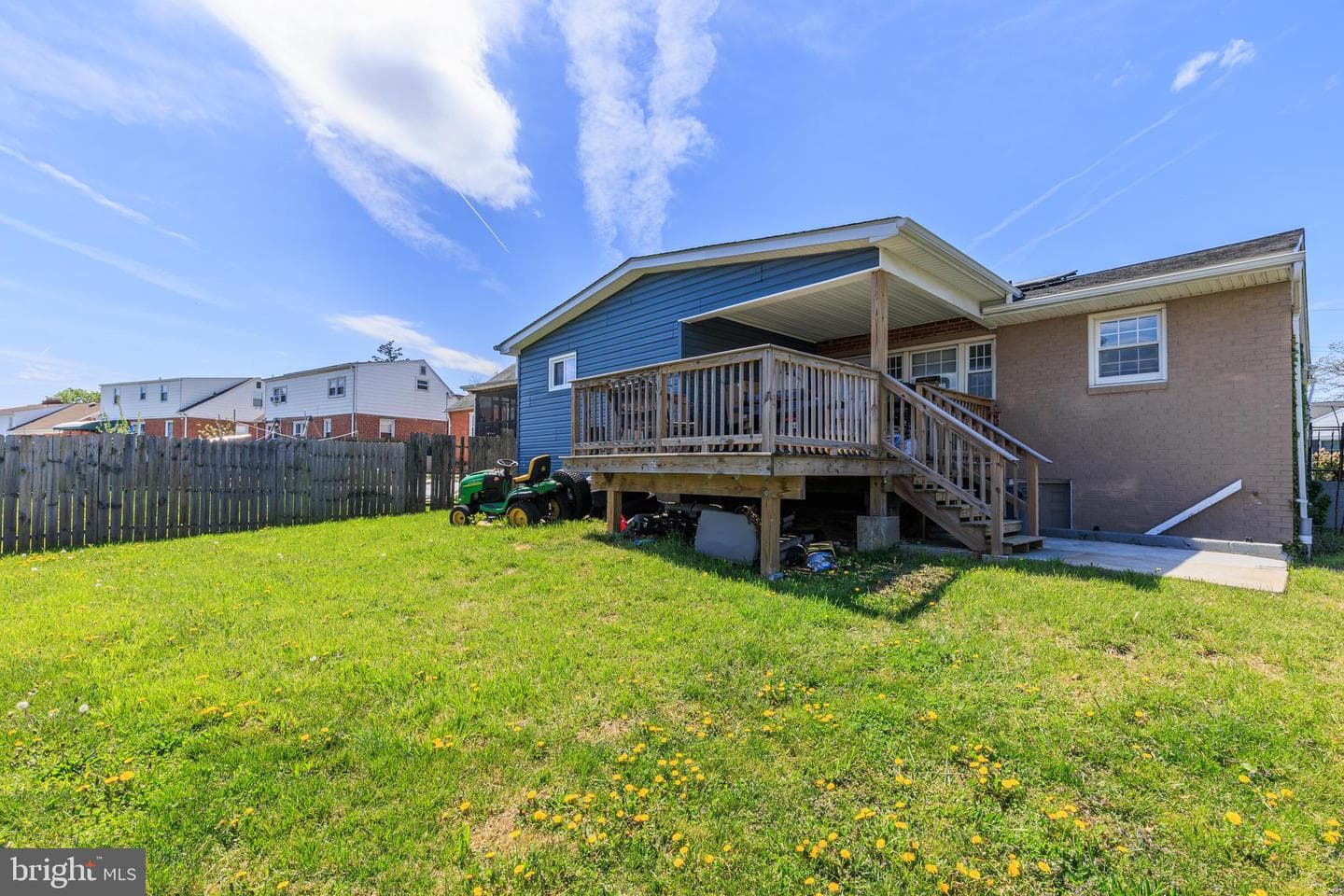 111 Delrey Avenue photo 17