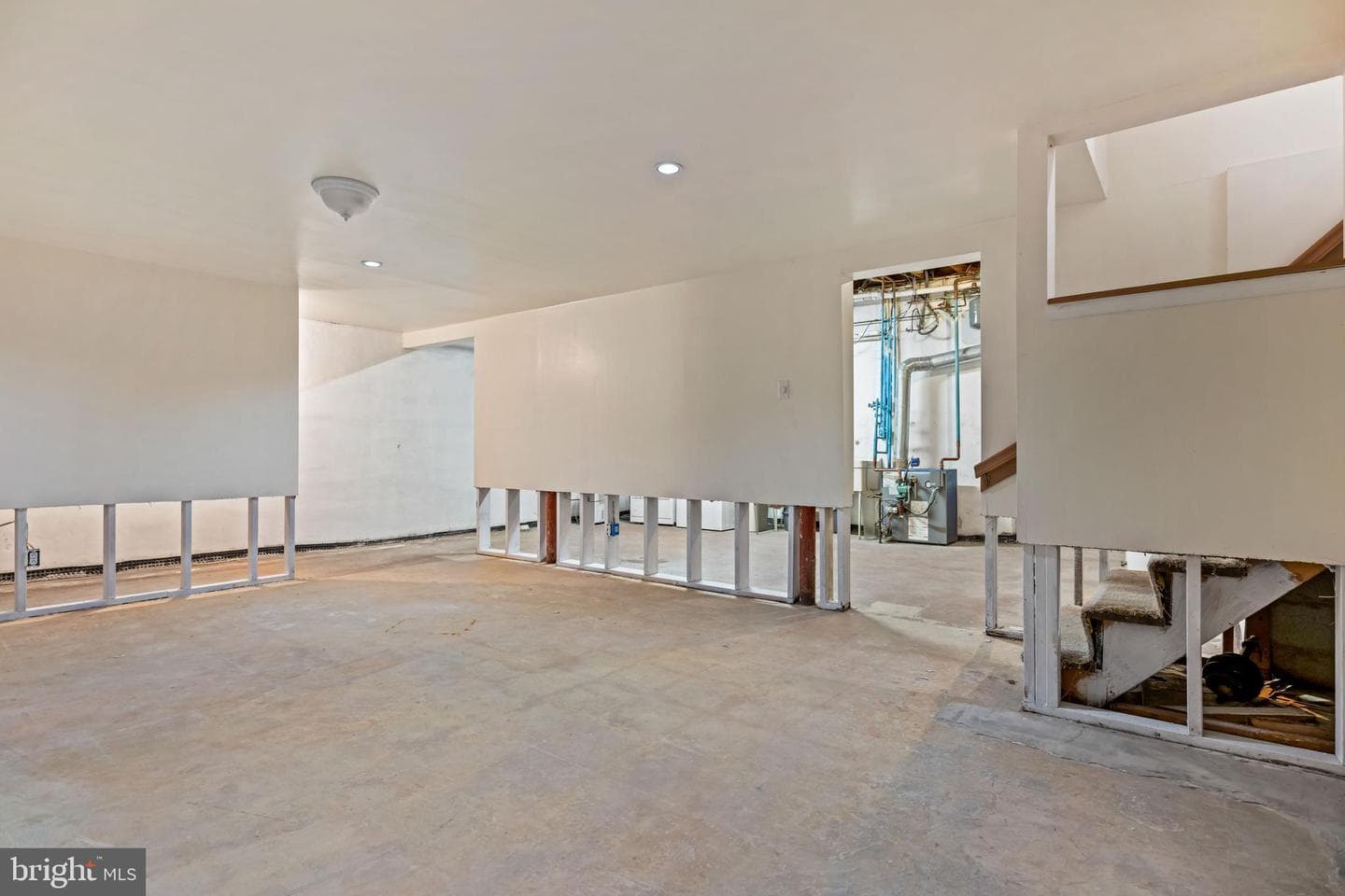 5030 Silver Spring Road photo 64