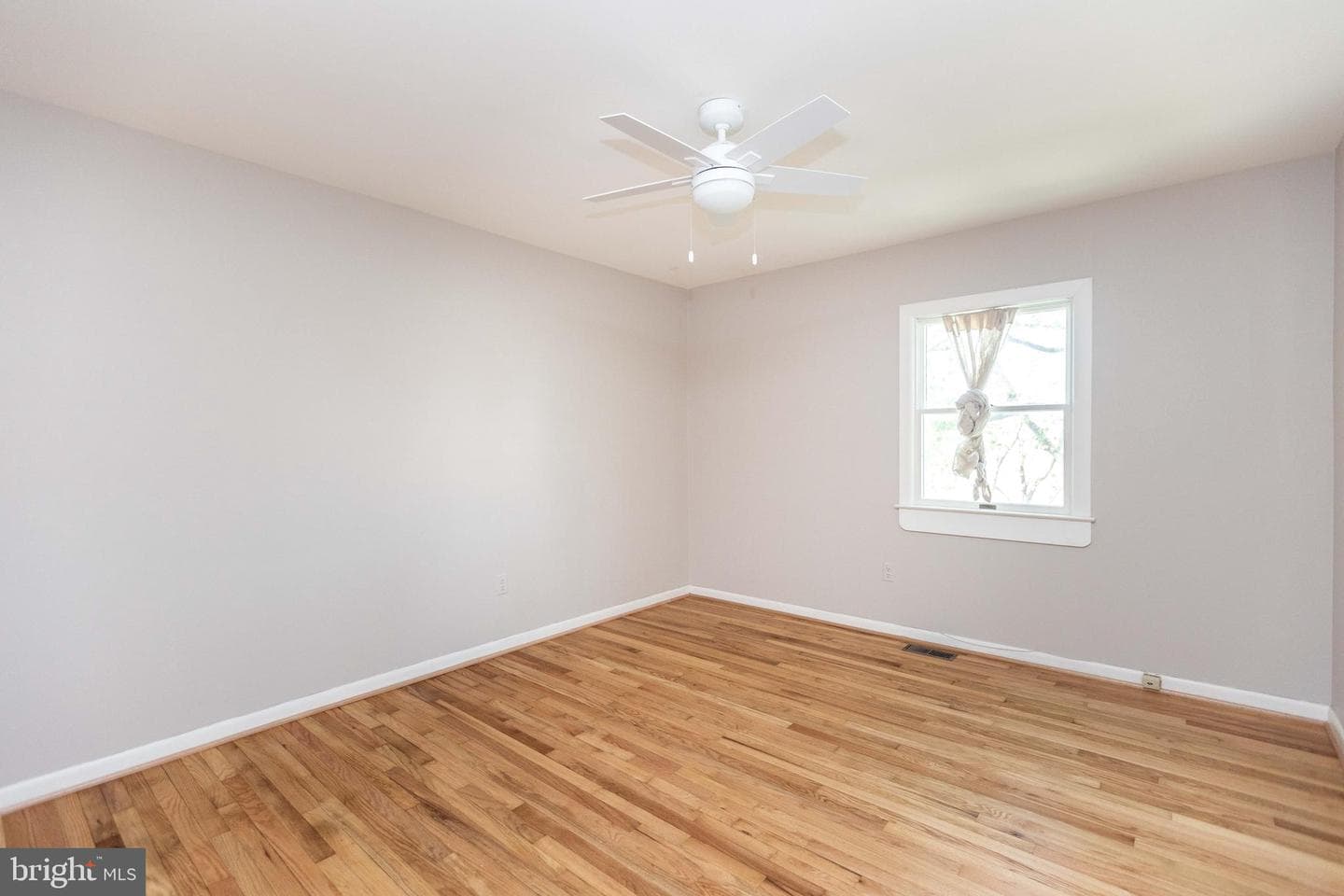 17605 Grace Road photo 22
