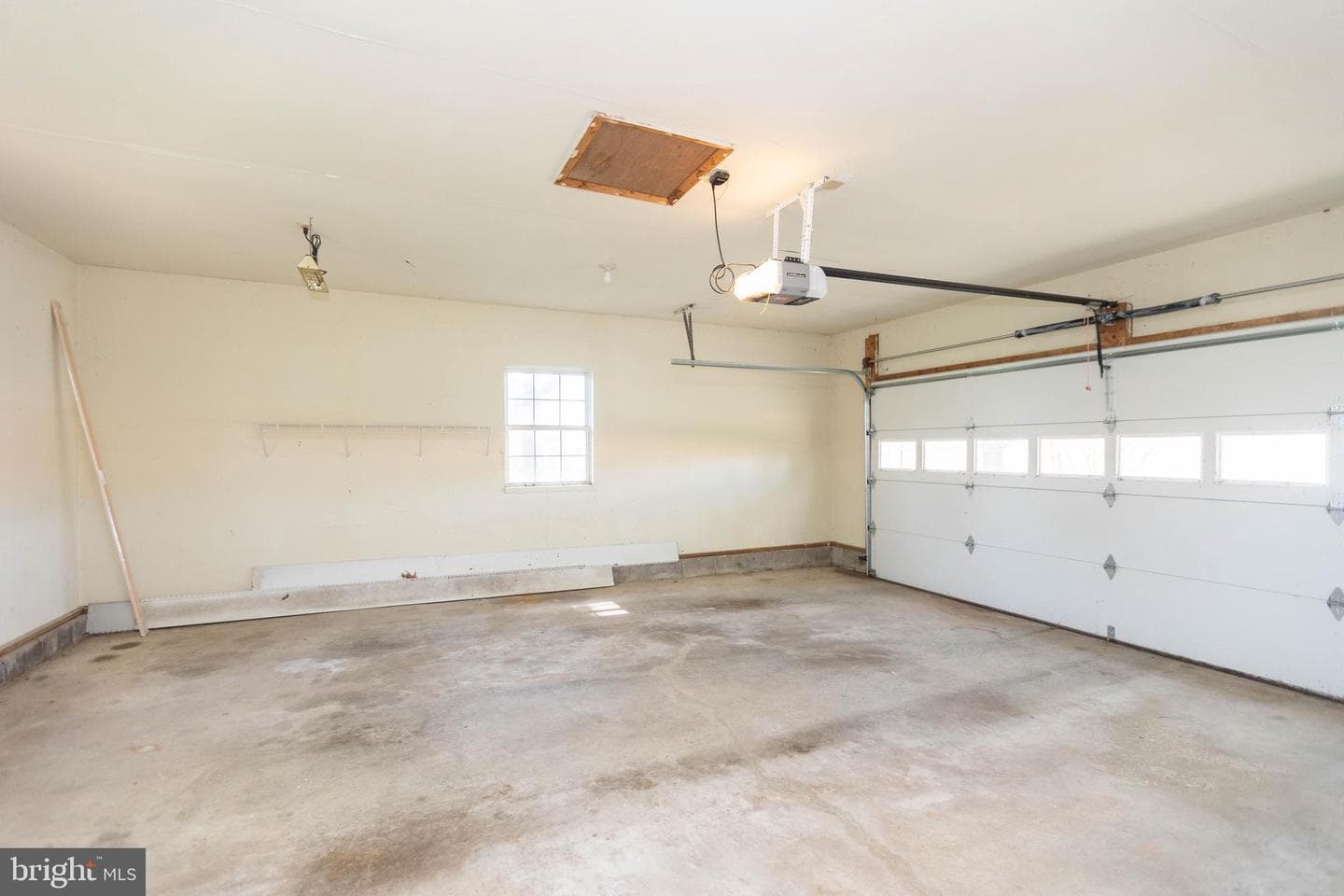 17605 Grace Road photo 35