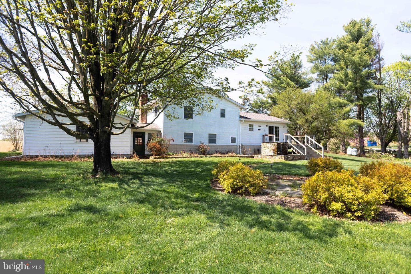 17605 Grace Road photo 42