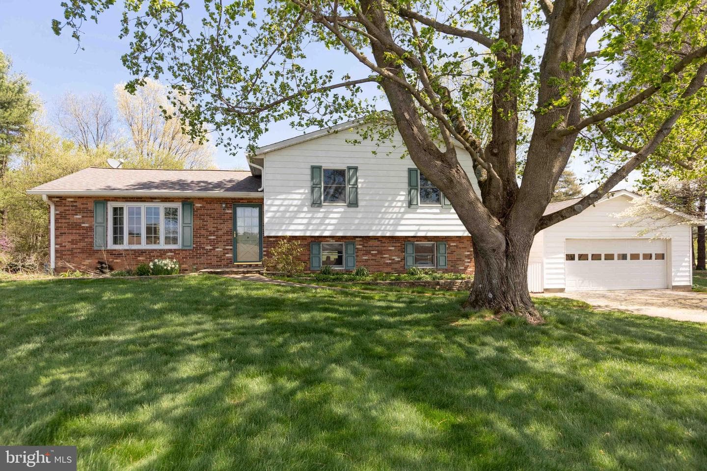 17605 Grace Road photo 44