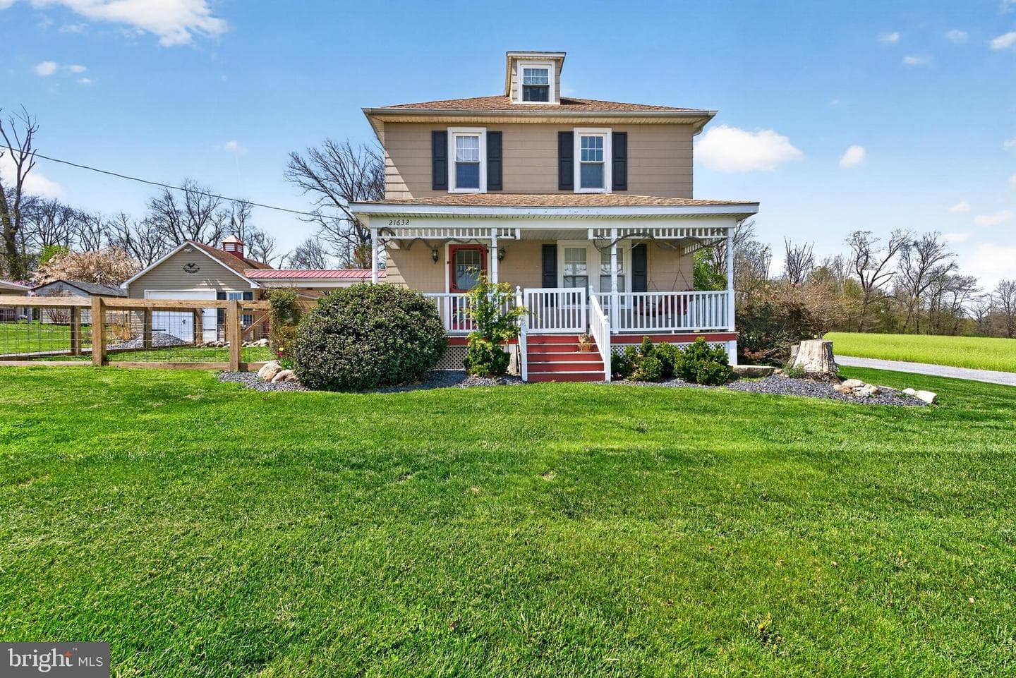 21632 New Freedom Road photo 1