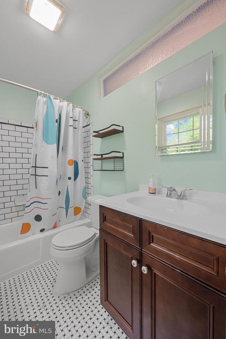 14009 Blenheim Road N photo 31