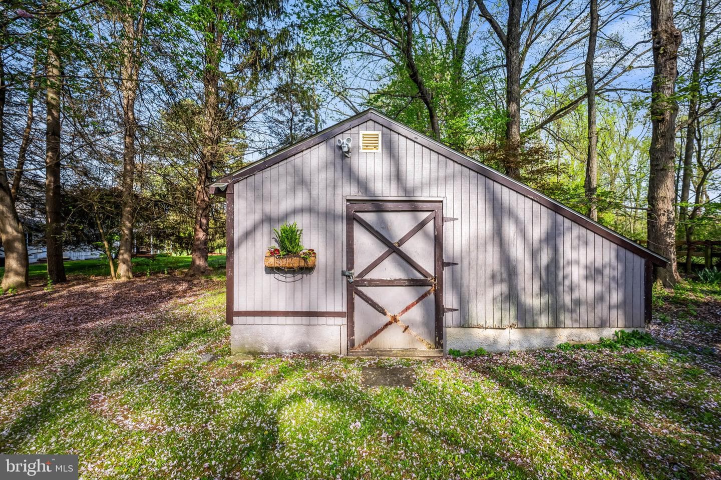 14009 Blenheim Road N photo 4