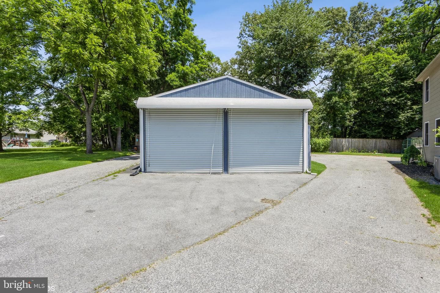 2203 Rockwell Avenue photo 87