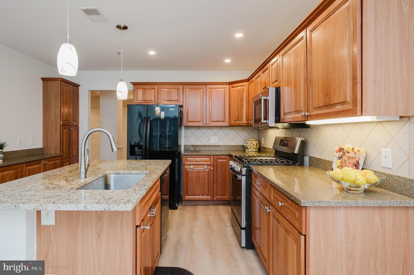 12240 Roundwood #105 photo 18