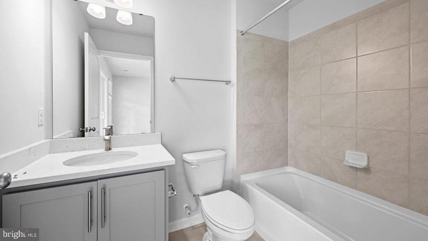 29 Merion Avenue photo 13