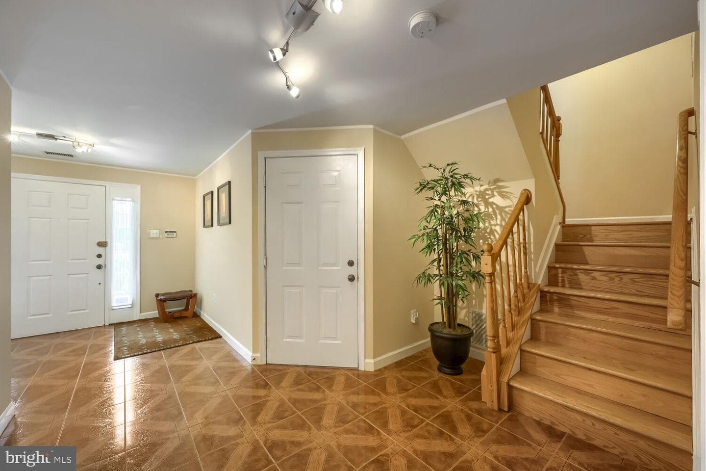 17 Stablemere Court photo 5