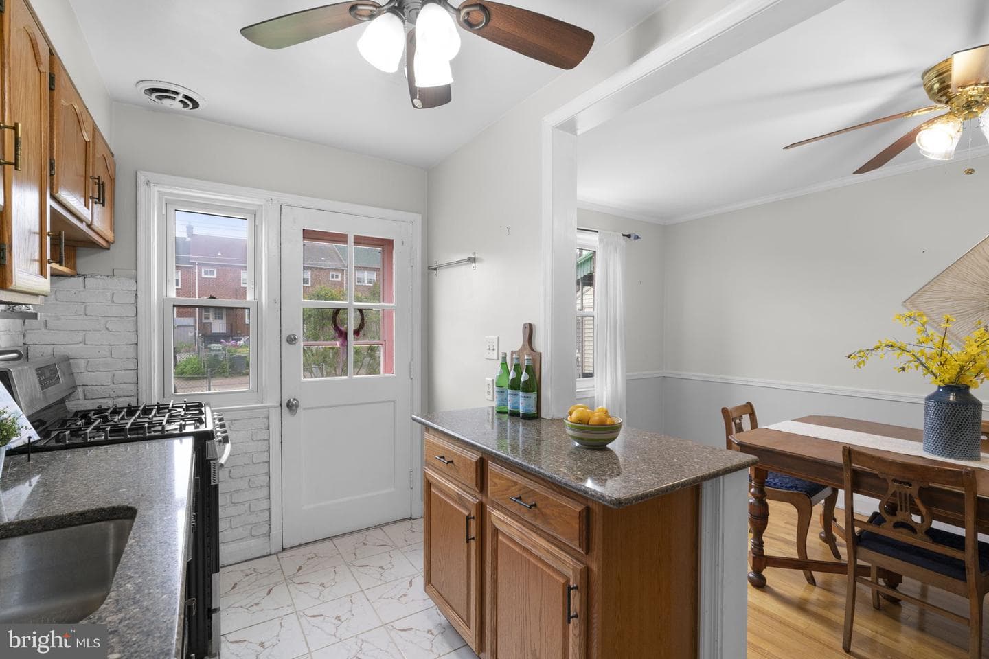1057 Elm Road photo 13