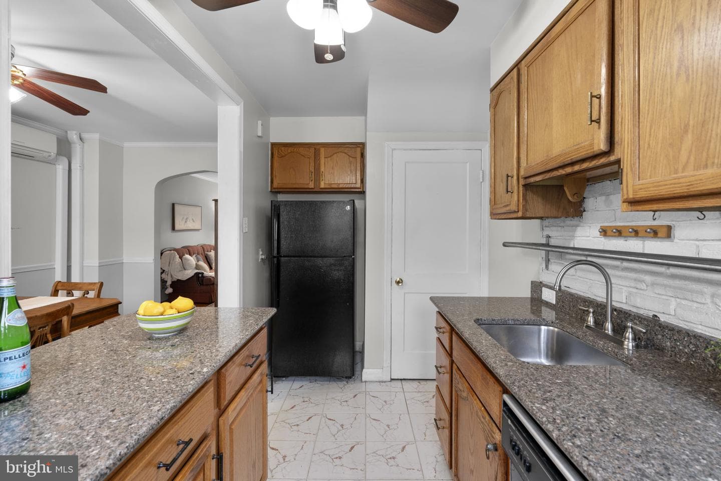 1057 Elm Road photo 15