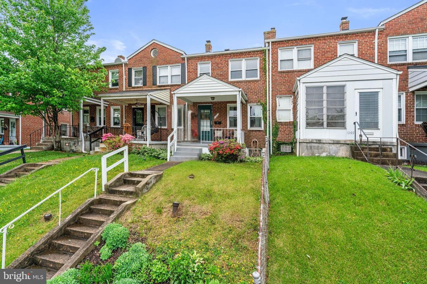 1057 Elm Road photo 2