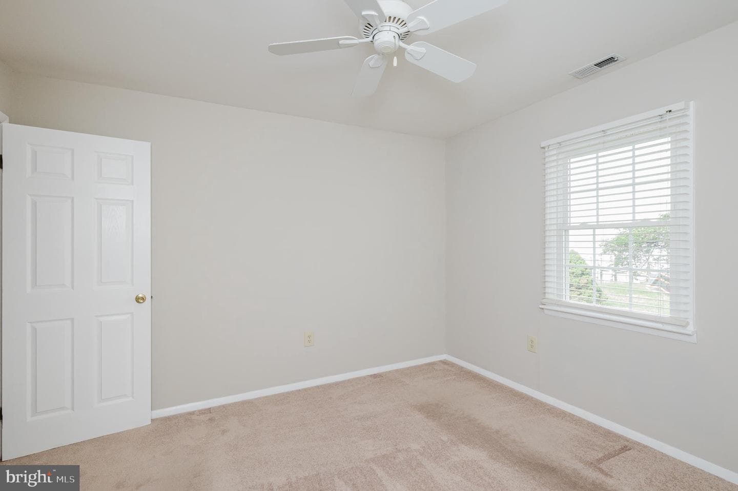 405 Walnut Grove Road photo 27