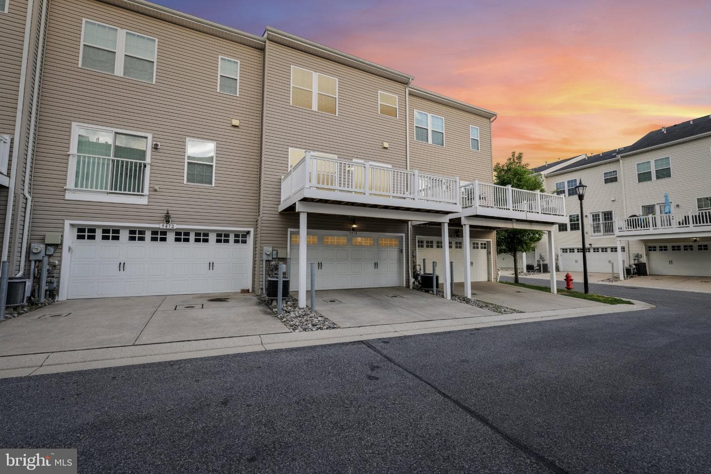 9474 Paragon Court photo 4