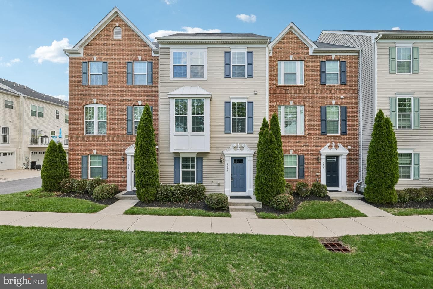 9474 Paragon Court photo 5