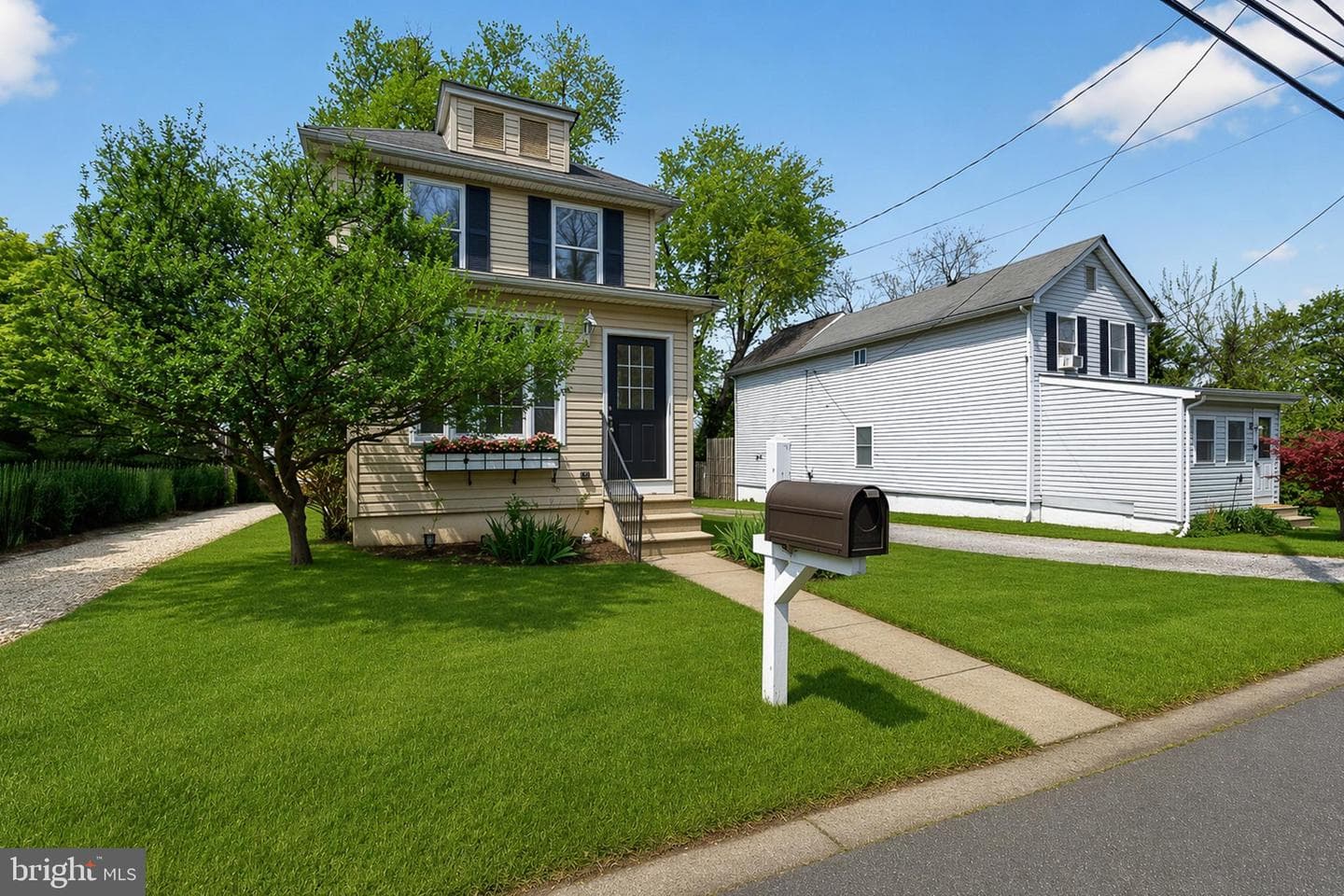 1406 Walnut Avenue photo 2