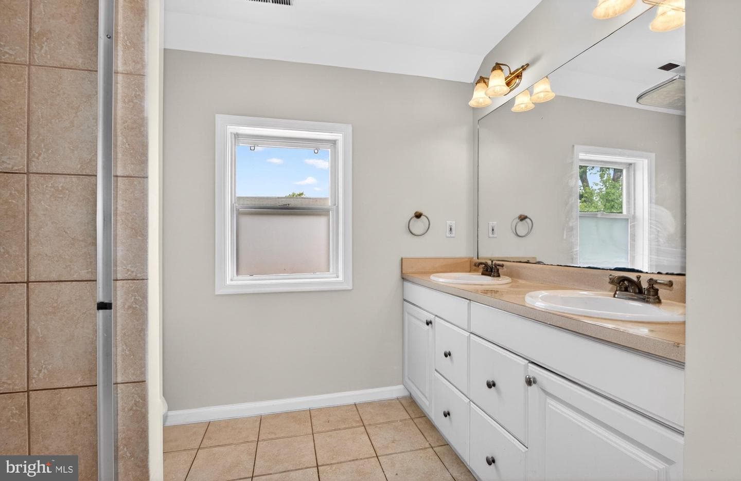 1406 Walnut Avenue photo 24