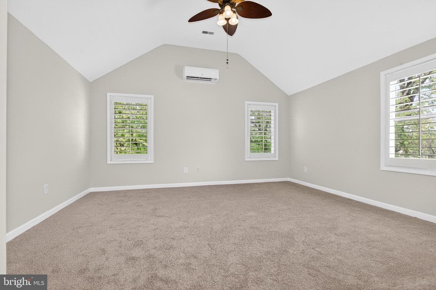 1406 Walnut Avenue photo 26
