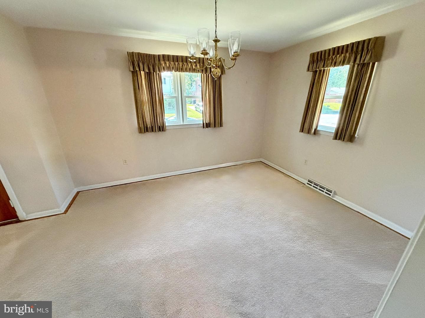 422 Chalfonte Drive photo 19